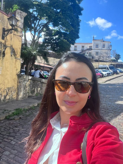 Elena, 34 - Portugal